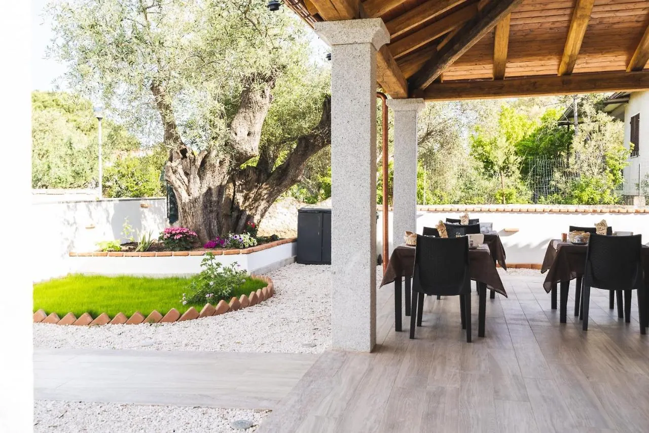 B&B Gonare San Teodoro  Italy
